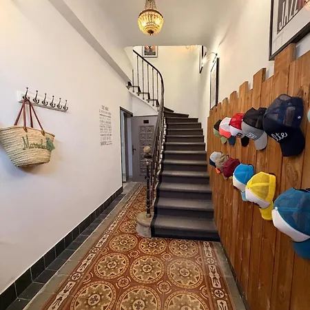 Renovated Stone Building With Air Conditioning Pool & Poolroom Villa