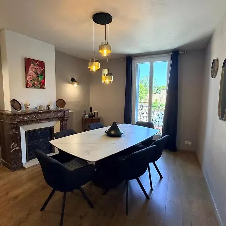 Renovated Stone Building With Air Conditioning Pool & Poolroom Villa