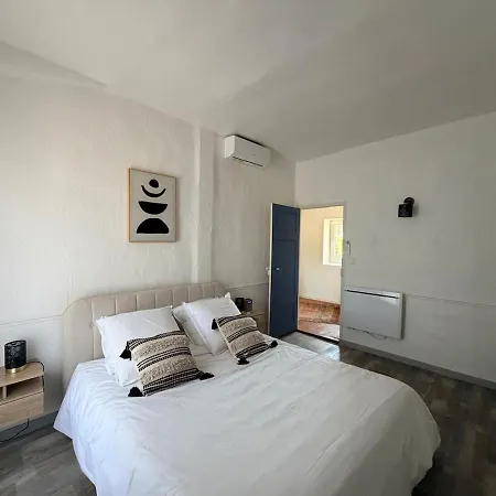 Renovated Stone Building With Air Conditioning Pool & Poolroom Villa Roujan