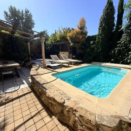 Renovated Stone Building With Air Conditioning Pool & Poolroom וילה Roujan